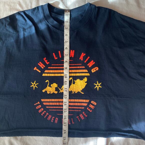 Disney The Lion King Hakuna Matata Dark Blue Cropped Spirit Jersey Size Medium - Picture 7 of 9